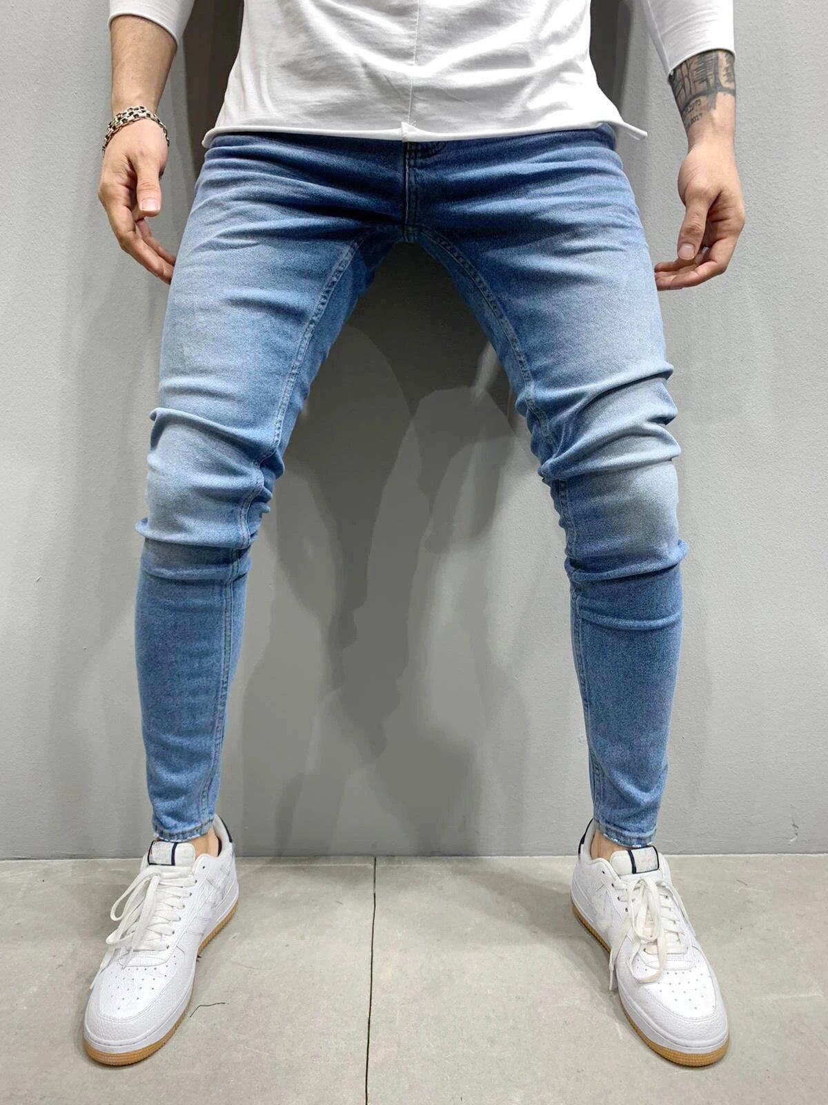 H011A Light blue