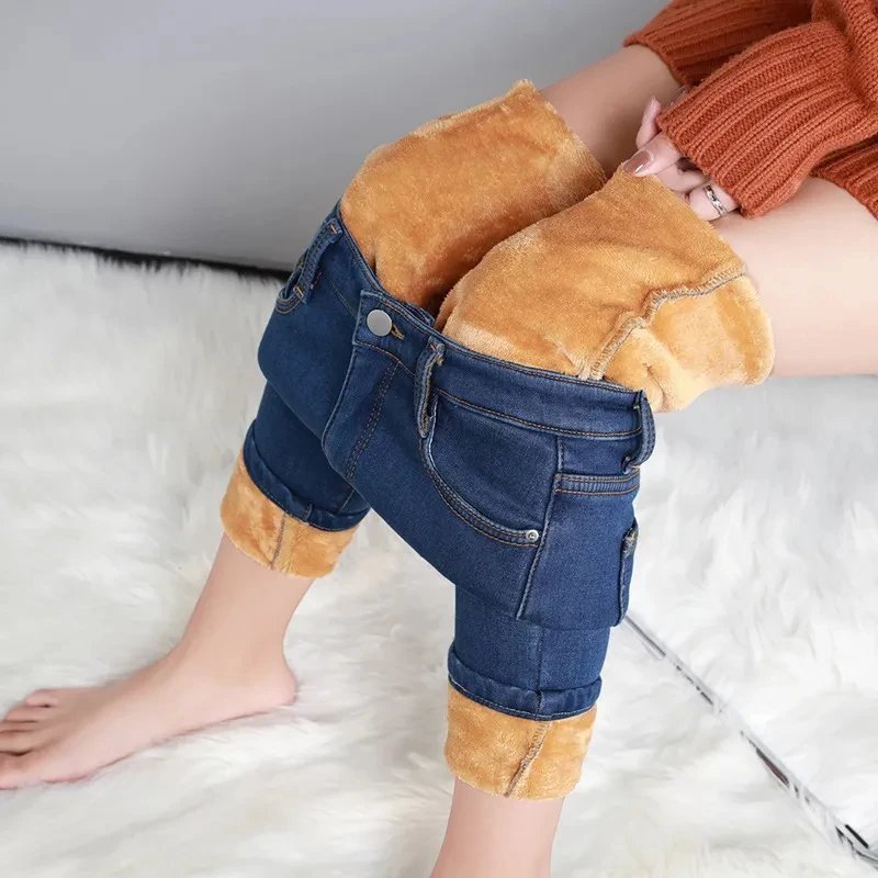 Women Thermal Jeans Winter Snow Warm Plush Stretch Jeans Lady Skinny Thicken Students Denim Pants Female Retro Trousers