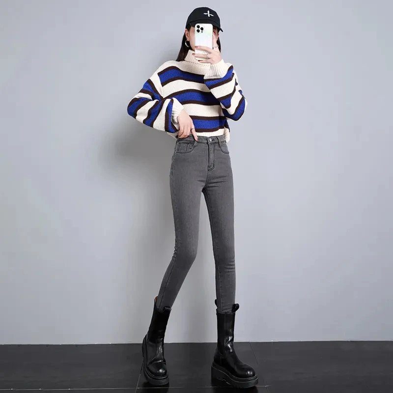 Women Thermal Jeans Winter Snow Warm Plush Stretch Jeans Lady Skinny Thicken Students Denim Pants Female Retro Trousers