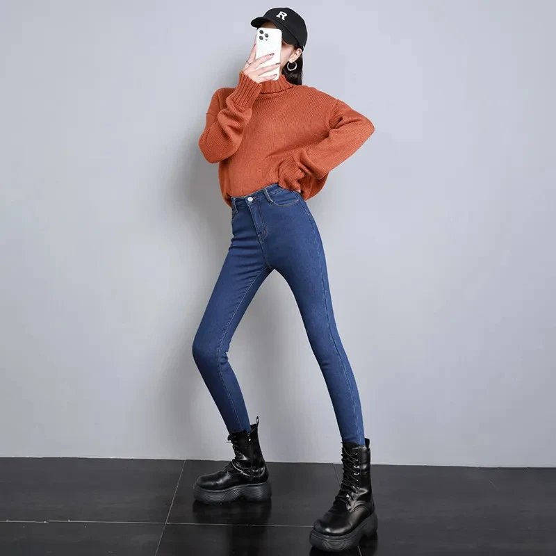 Women Thermal Jeans Winter Snow Warm Plush Stretch Jeans Lady Skinny Thicken Students Denim Pants Female Retro Trousers