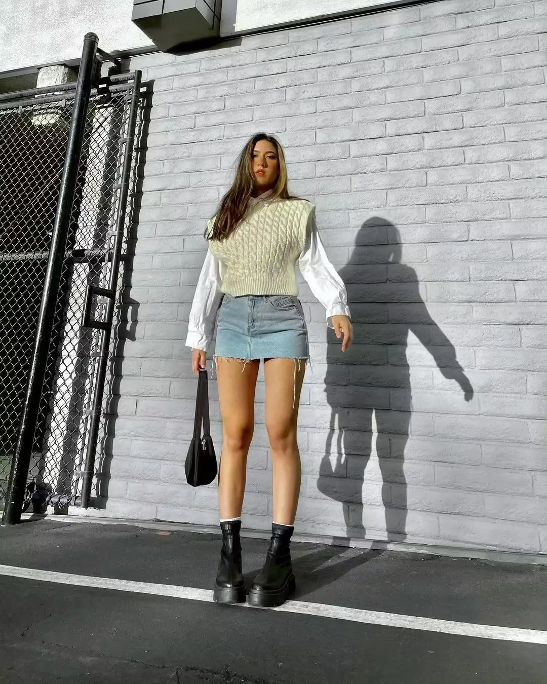 TRAF ZR Mini Denim Skirt with Pockets Y2k Streetwear Sexy High Waist Vintage Jean Coquette Shorts Skirt for Women Summer 2023